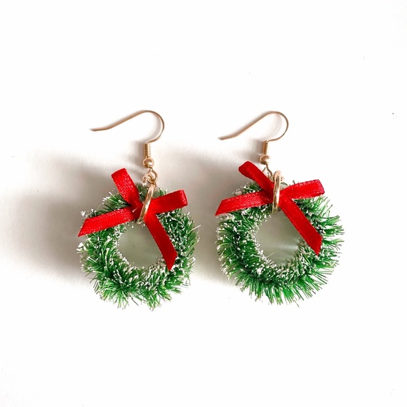 Christmas Wreath Drops - Picture 3 of 3